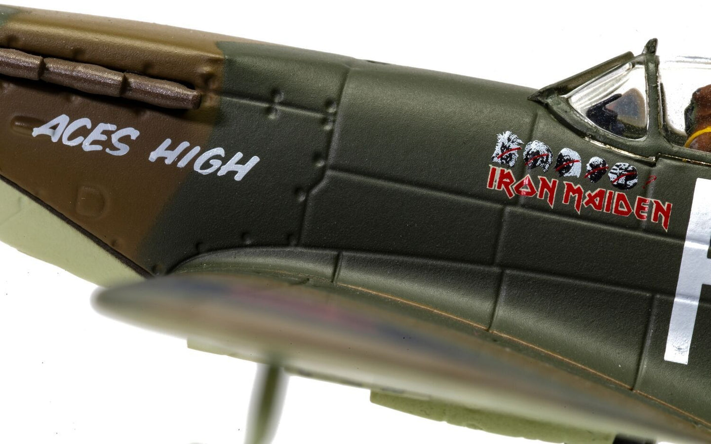 CORGI SPITFIRE MKII "IRON MAIDEN, ACES HIGH" (FANTASY AIRCRAFT)